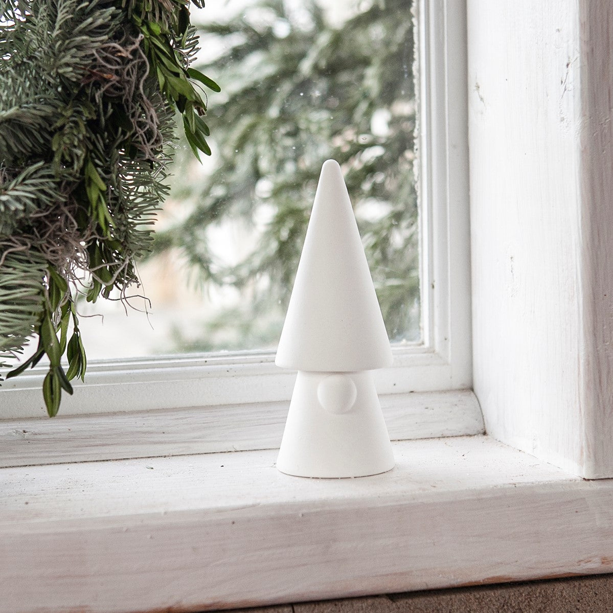Storefactory Dekoobjekt Santa EVERT L Keramik weiß | Ø 6x15 cm