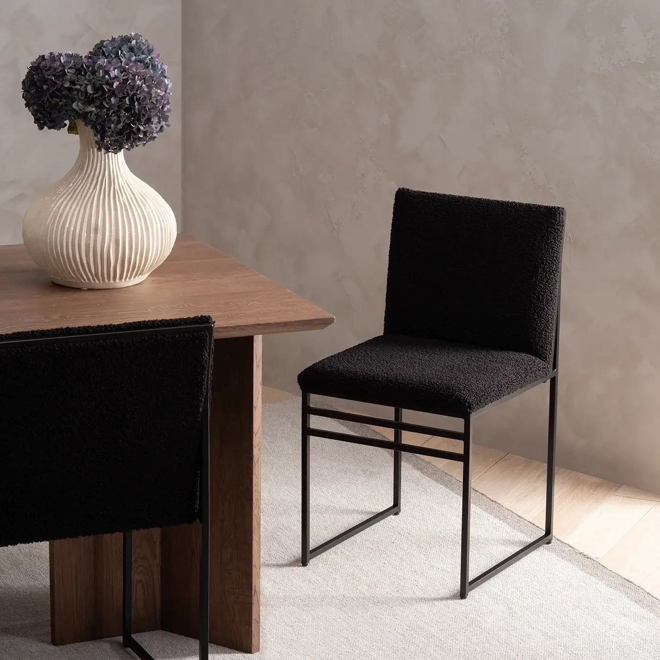 by Crea® Esszimmerstuhl ISABELL Bouclé Schwarz