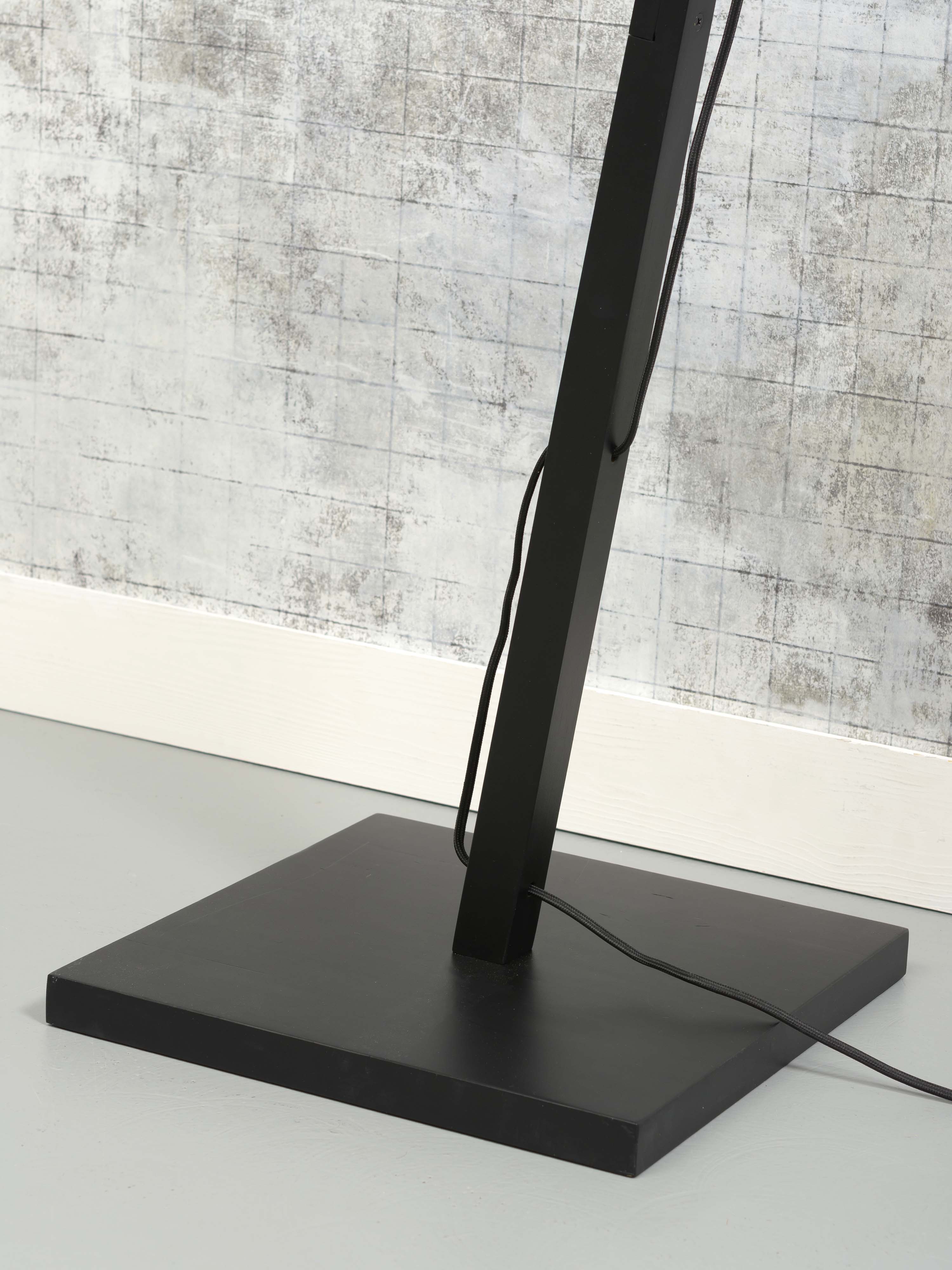 Good&Mojo Stehlampe BHUTAN braun | 55x31x150cm