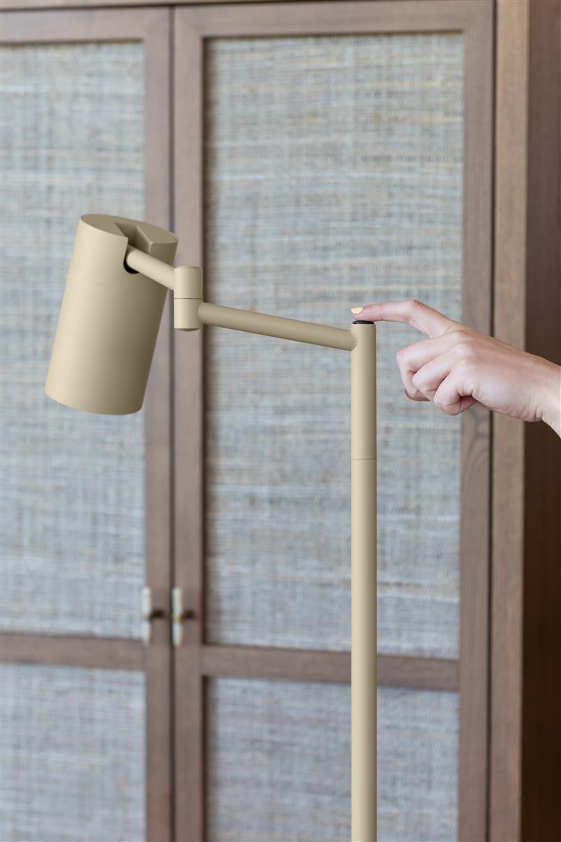 It's about RoMi Stehlampe BILBAO beige | 53x28x154cm