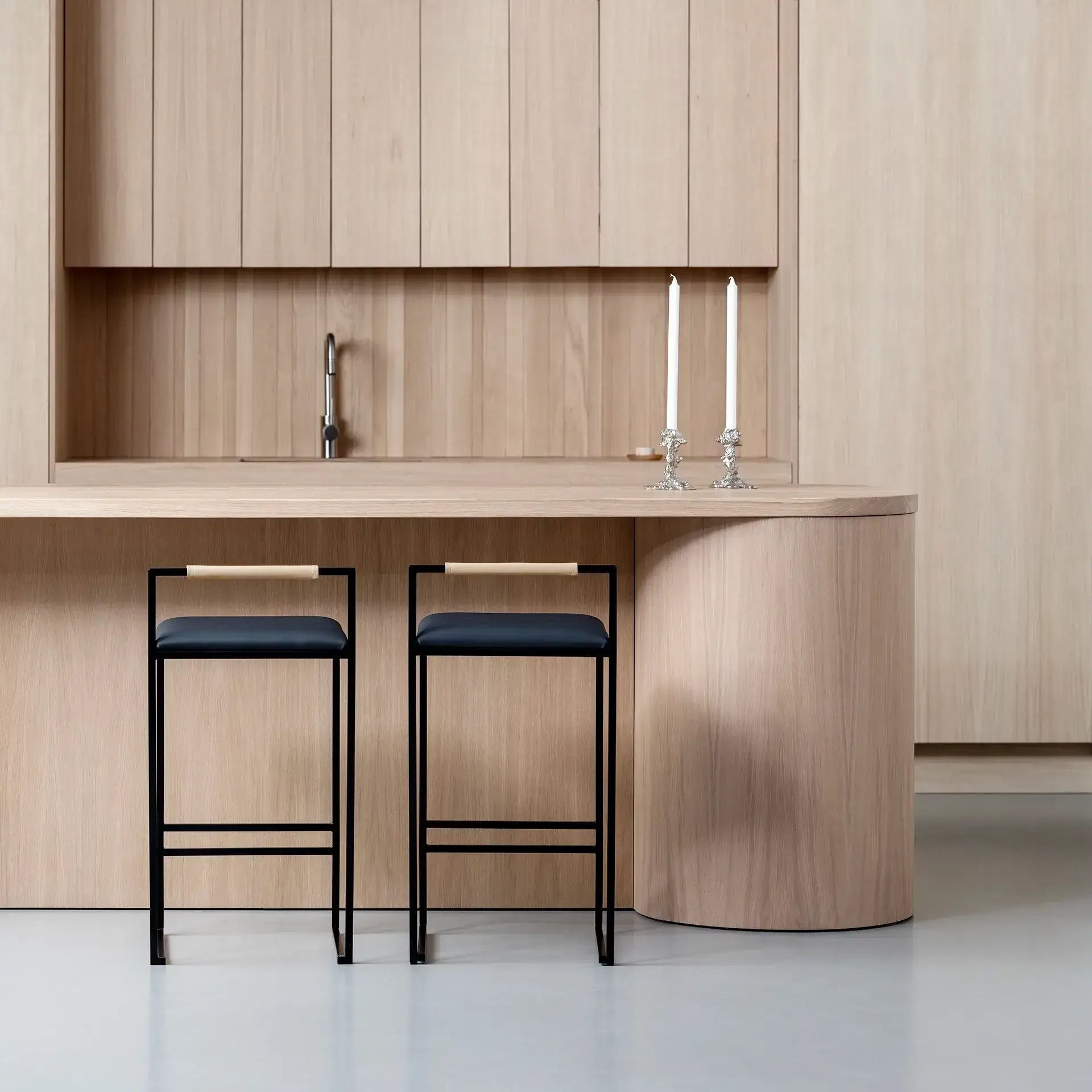 by Crea® Barhocker FREJA Sitzhöhe 66cm - Sir Henrys