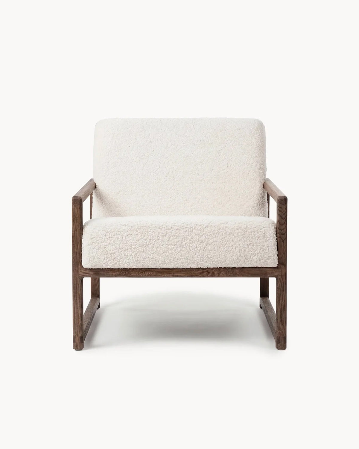 by Crea® Sessel EINAR Dunkel Eichenrahmen Elfenbein Bouclé Kissen - Sir Henrys