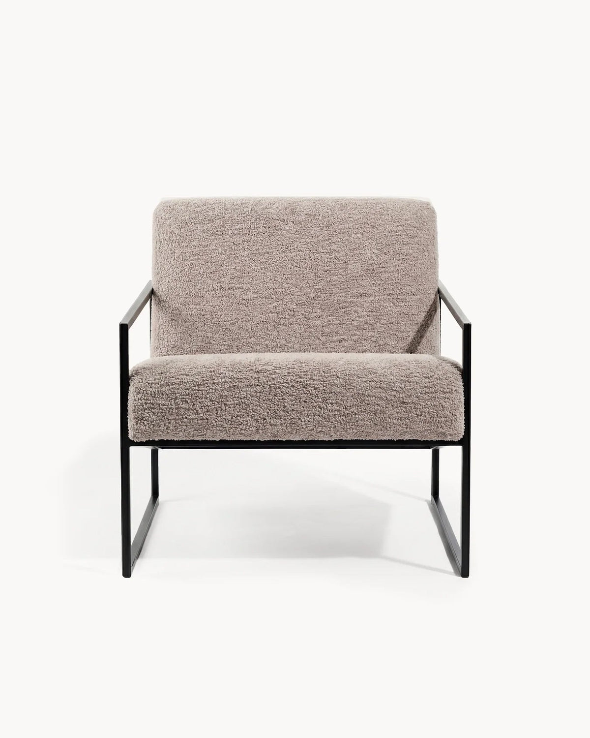by Crea® Sessel KENT Schwarzer Rahmen Greige Bouclé-Kissen - Sir Henrys