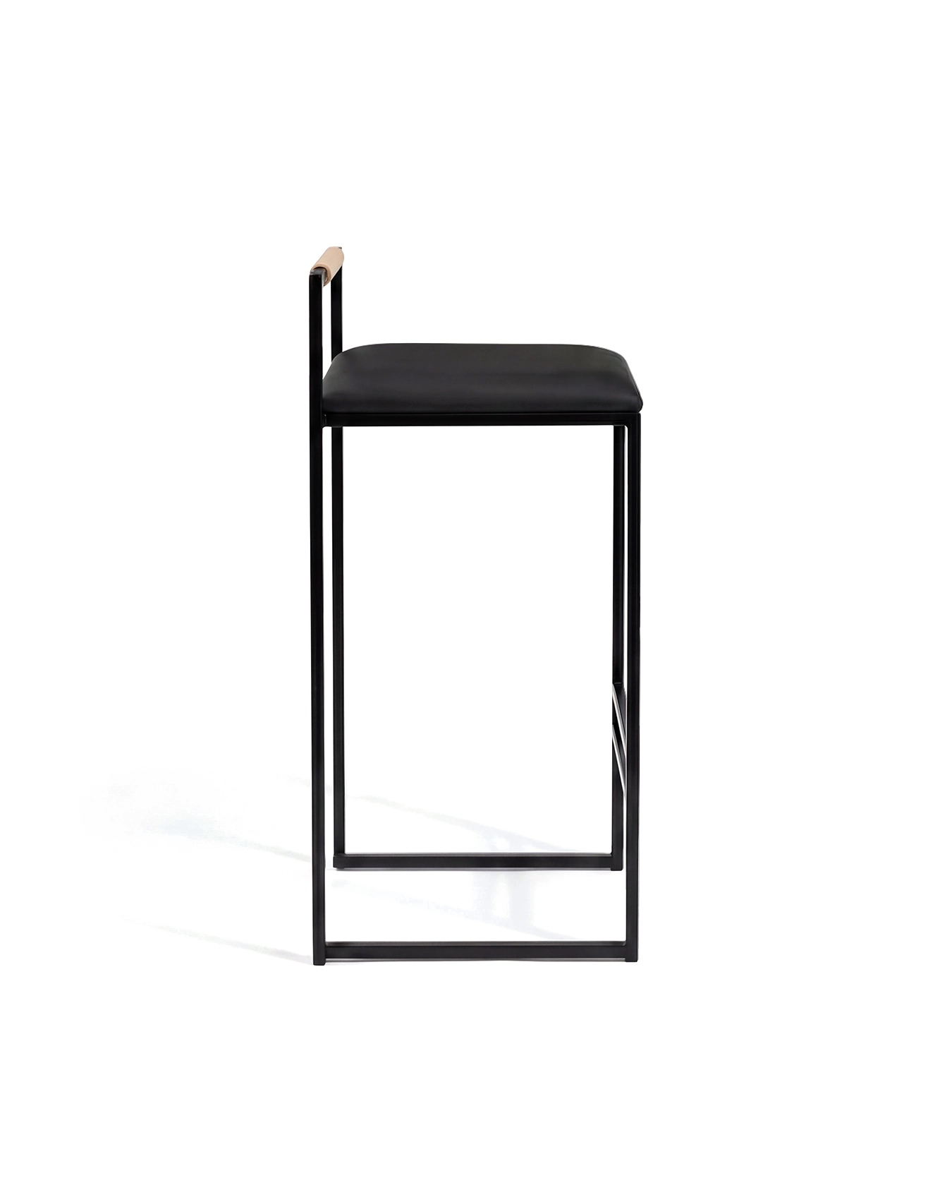 by Crea® Barhocker FREJA Schwarzer Rahmen Schwarzes Lederkissen & Latte Rückenlehne