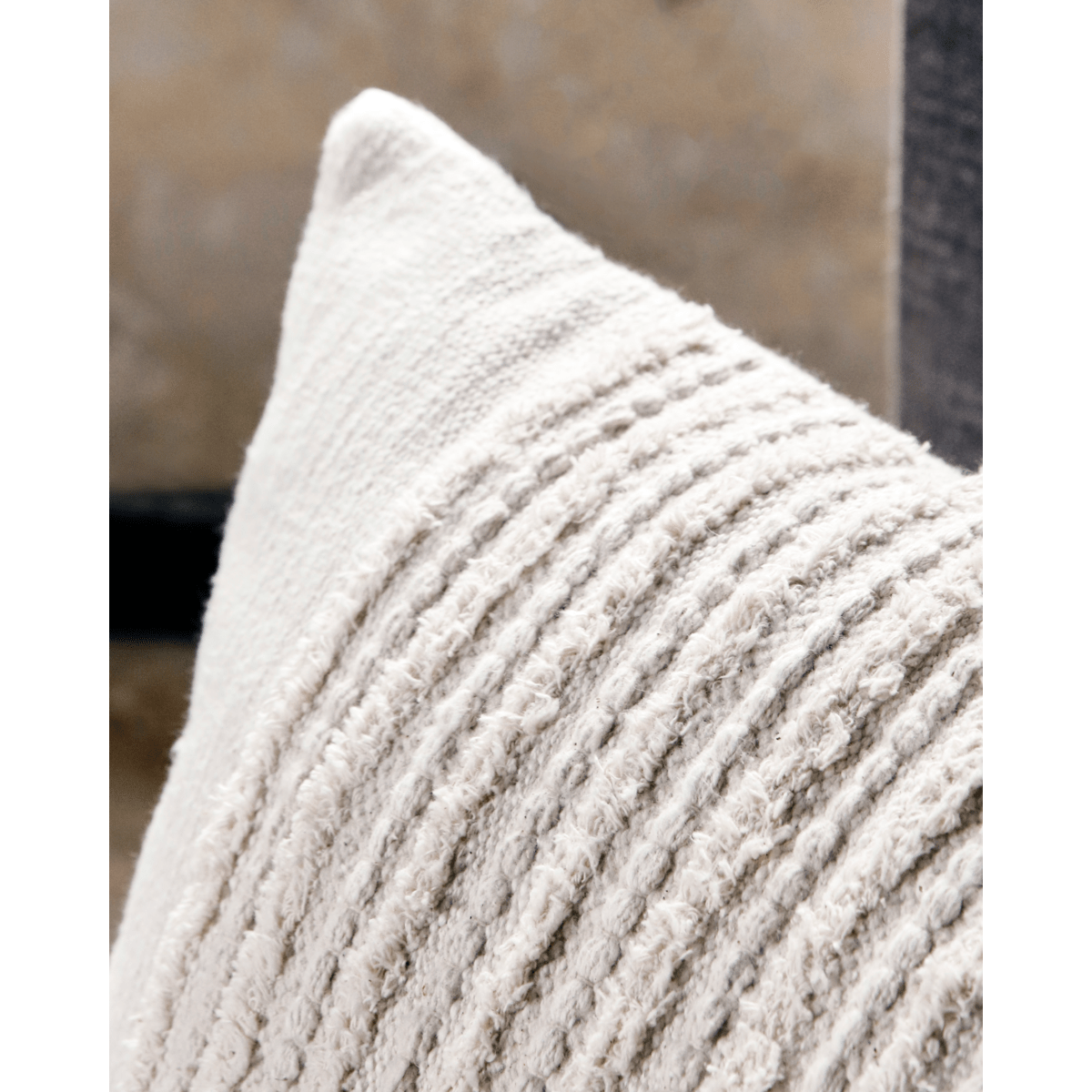 House Doctor Kissen CHIL offwhite creme | 80x40cm - Sir Henrys