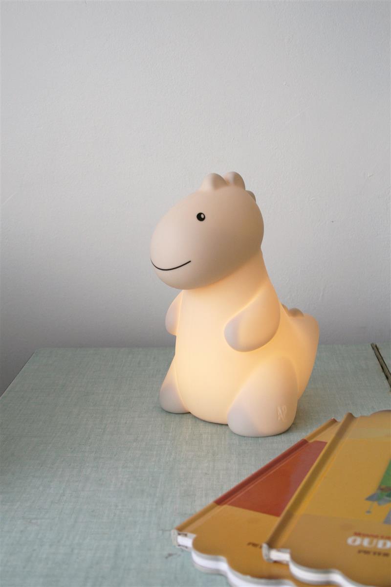 AP Junior Nachtlicht DINO JEROOM sand | 18x13x20cm