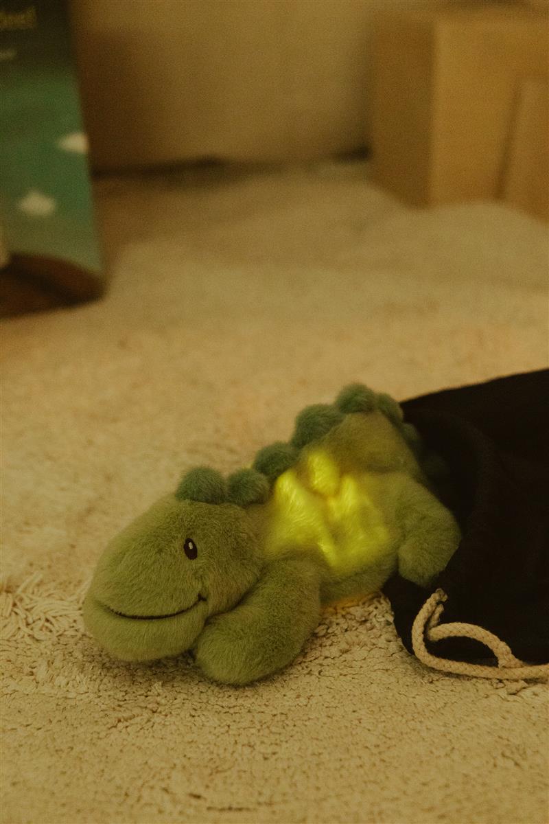 AP Junior Nachtlicht & Kuscheltier DINO JEROOM grün | 26x15x11cm