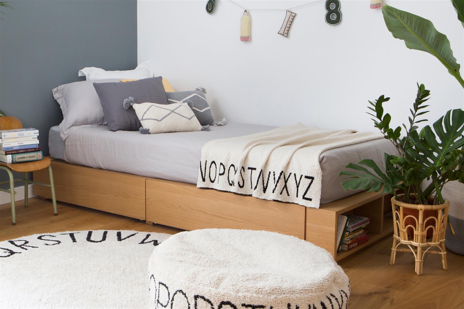 Lorena Canals Babydecke ABC natur schwarz | 120x100cm - Sir Henrys