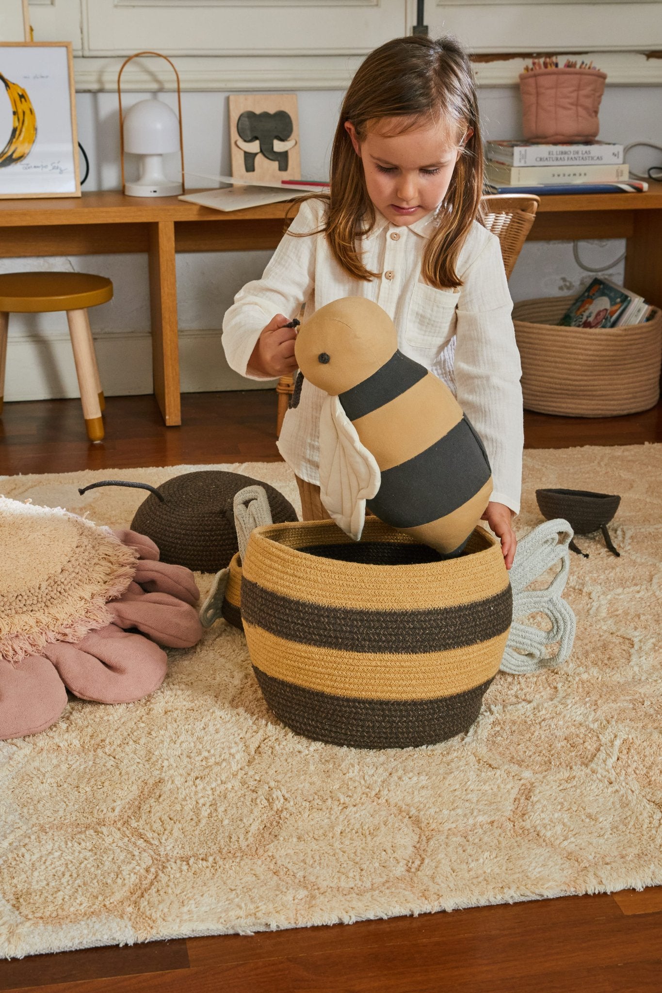 Lorena Canals Korb MAMA BEE | 30x30cm - Sir Henrys