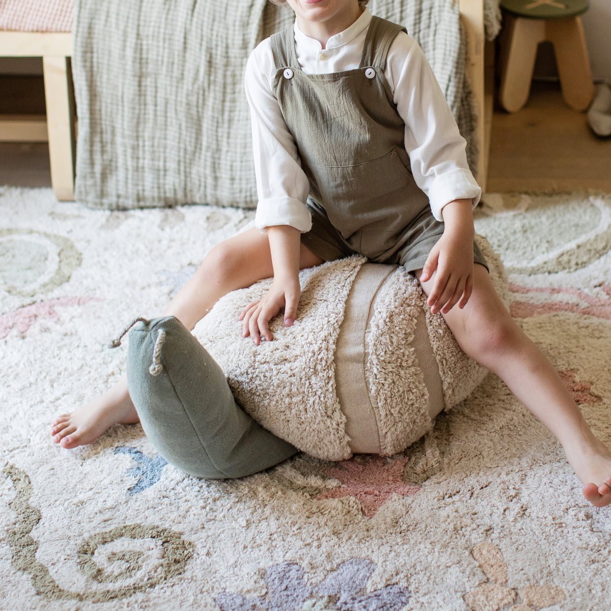 Lorena Canals Pouf MR.SNAIL vintage blau | 95x45cm - Sir Henrys