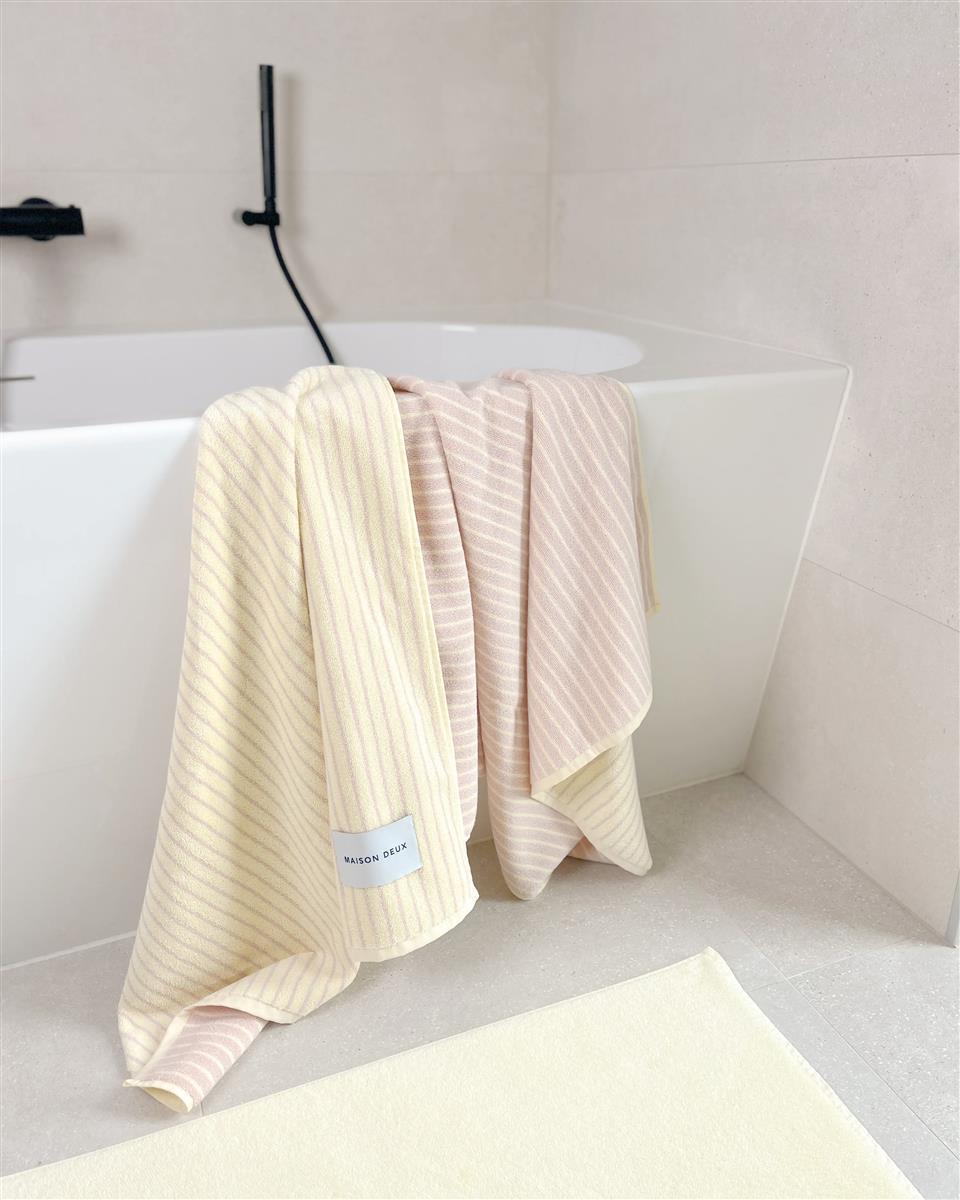 Maison Deux Strandtuch STRIPES COLOR Butter Yellow Pink | 180x90cm - Sir Henrys