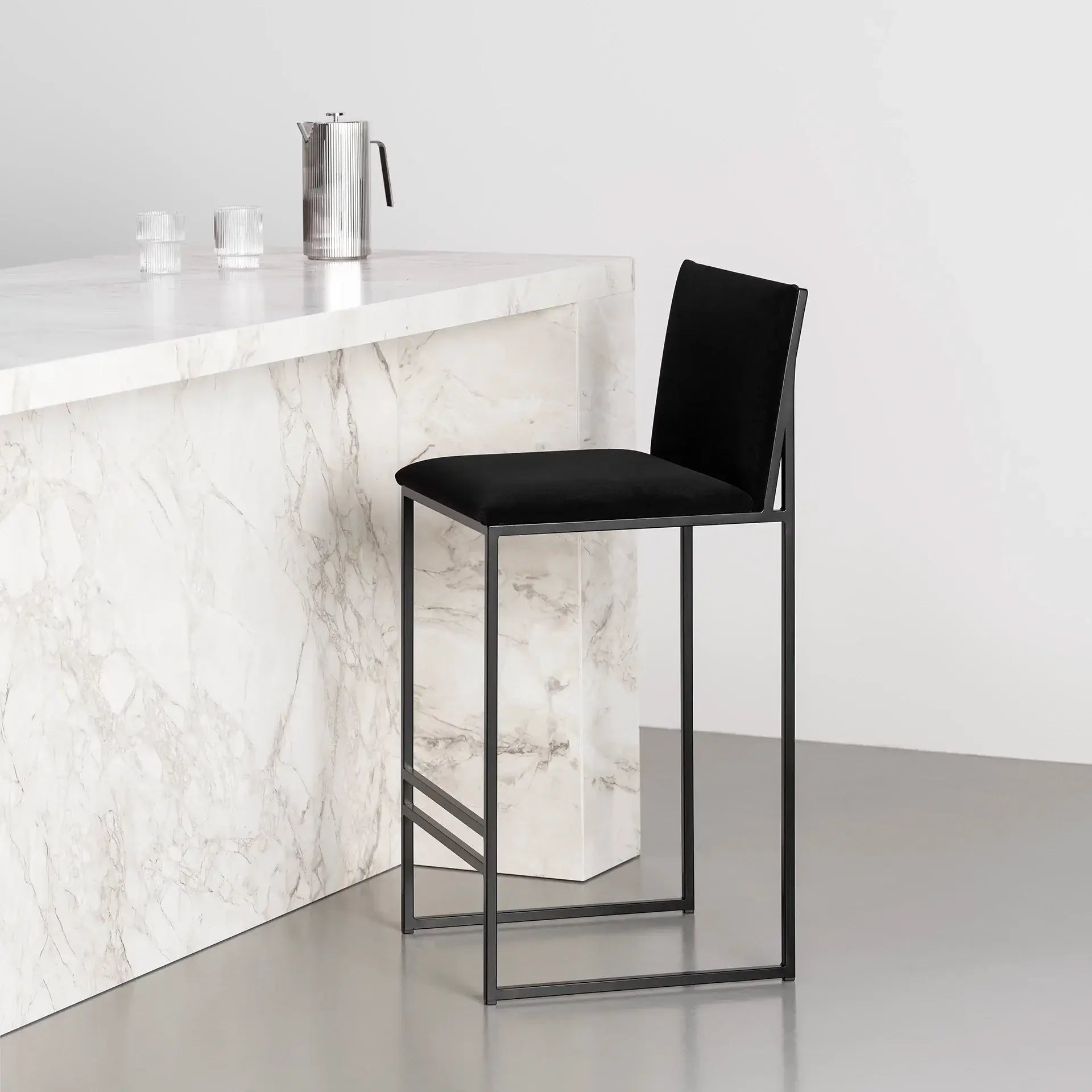 by Crea® Barhocker PHILIP Samt Jade Black