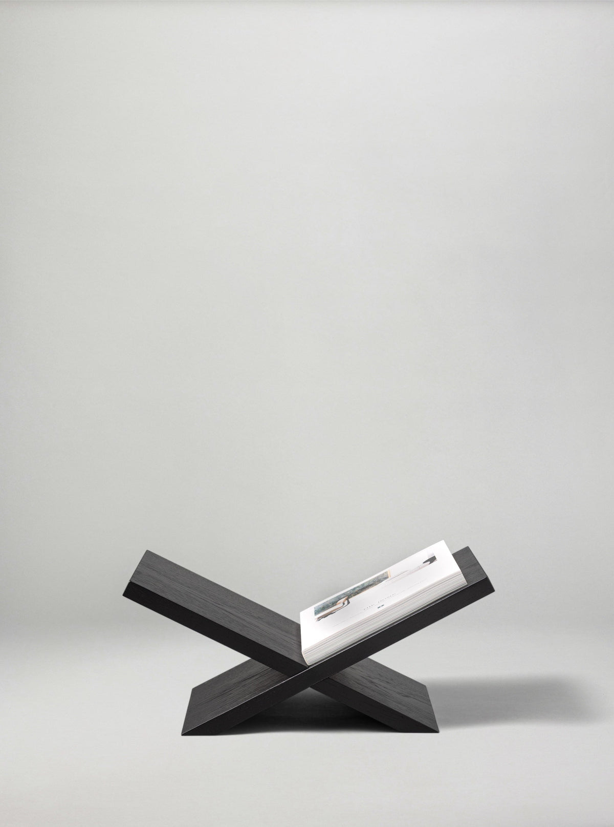 New Mags Buchständer REST - Black | 34x15x24cm