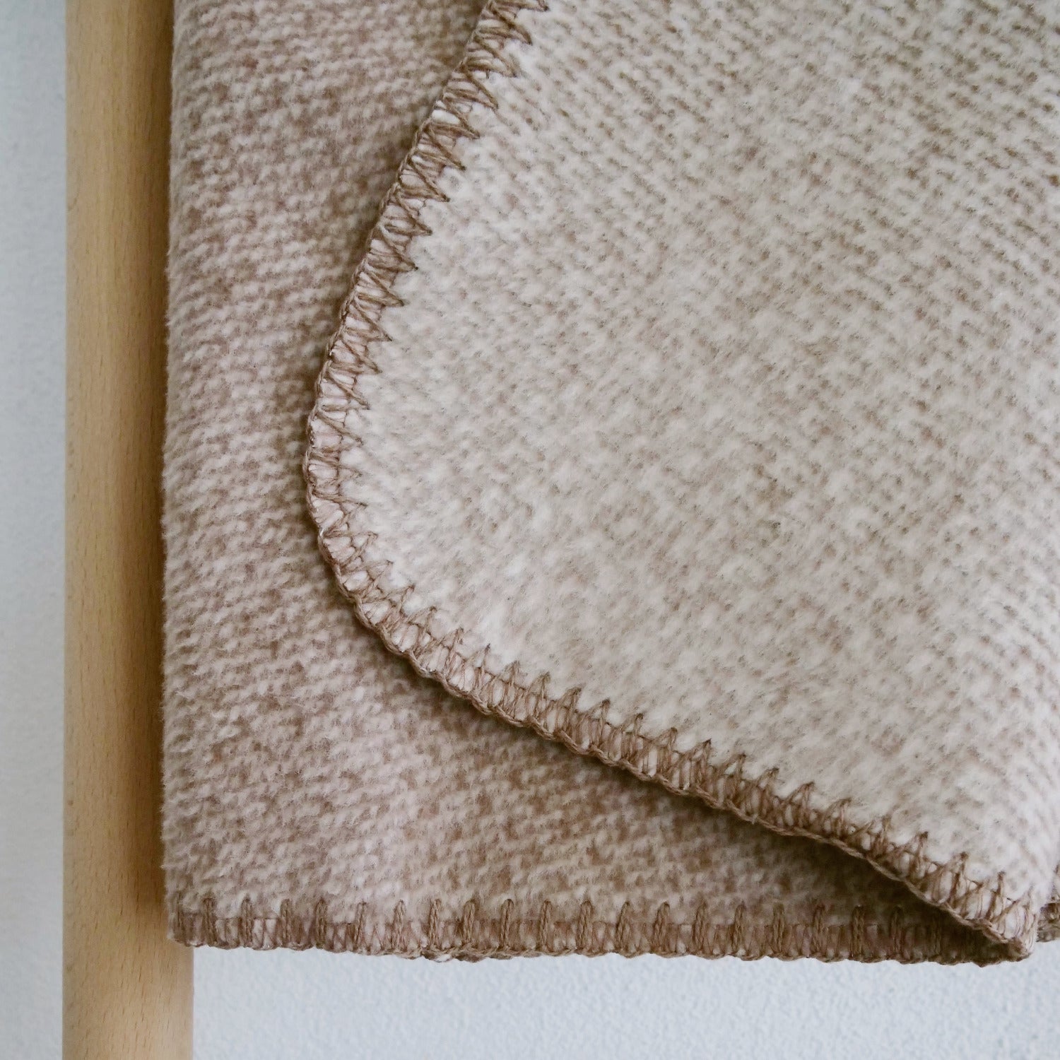 RIEMA Kuscheldecke EMMA braun meliert | 150x200cm