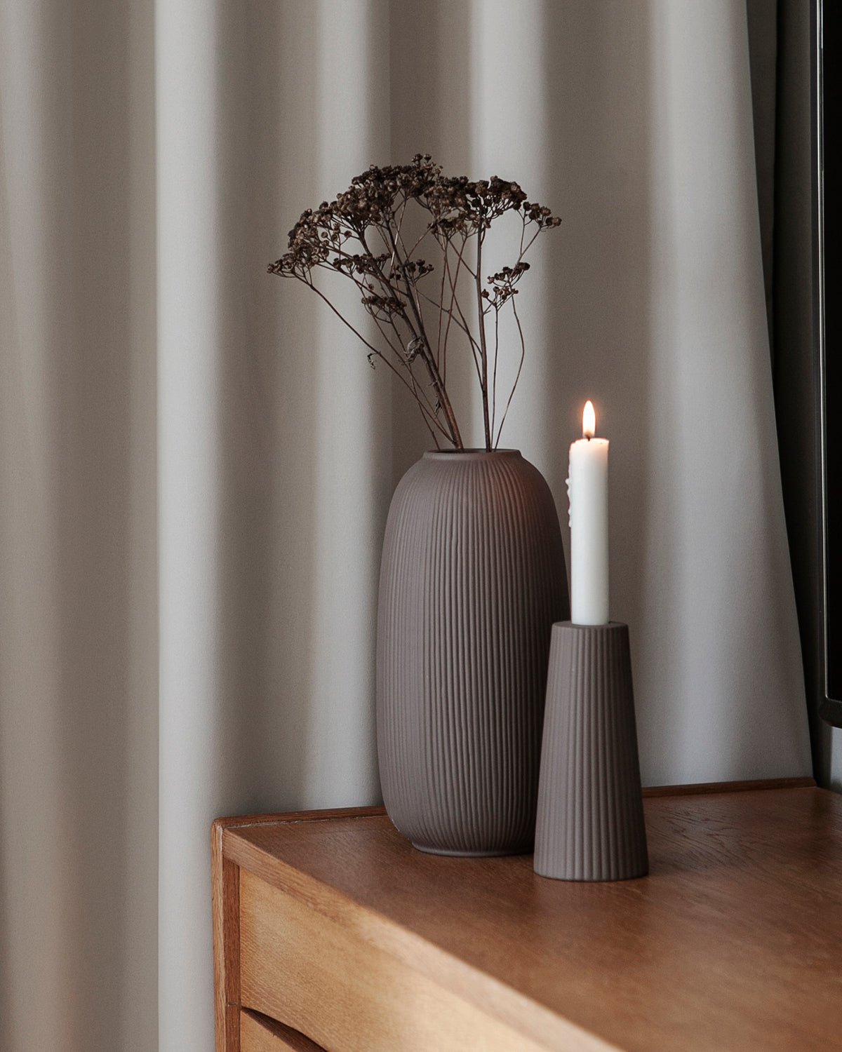 Storefactory Kerzenhalter LINGHED S Keramik braun | Ø 6x15 cm - Sir Henrys