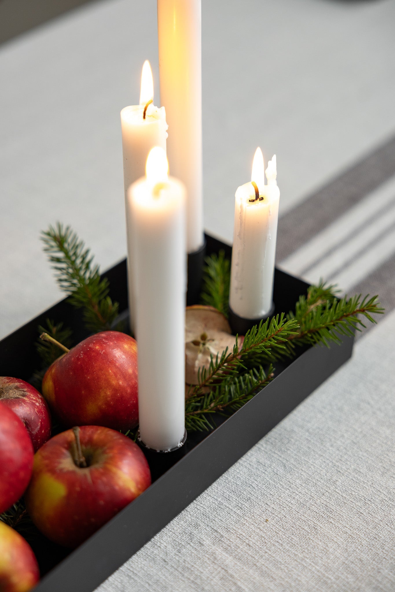 Storefactory Kerzenhalter SUND 4er schwarz |30x13x4cm - Sir Henrys