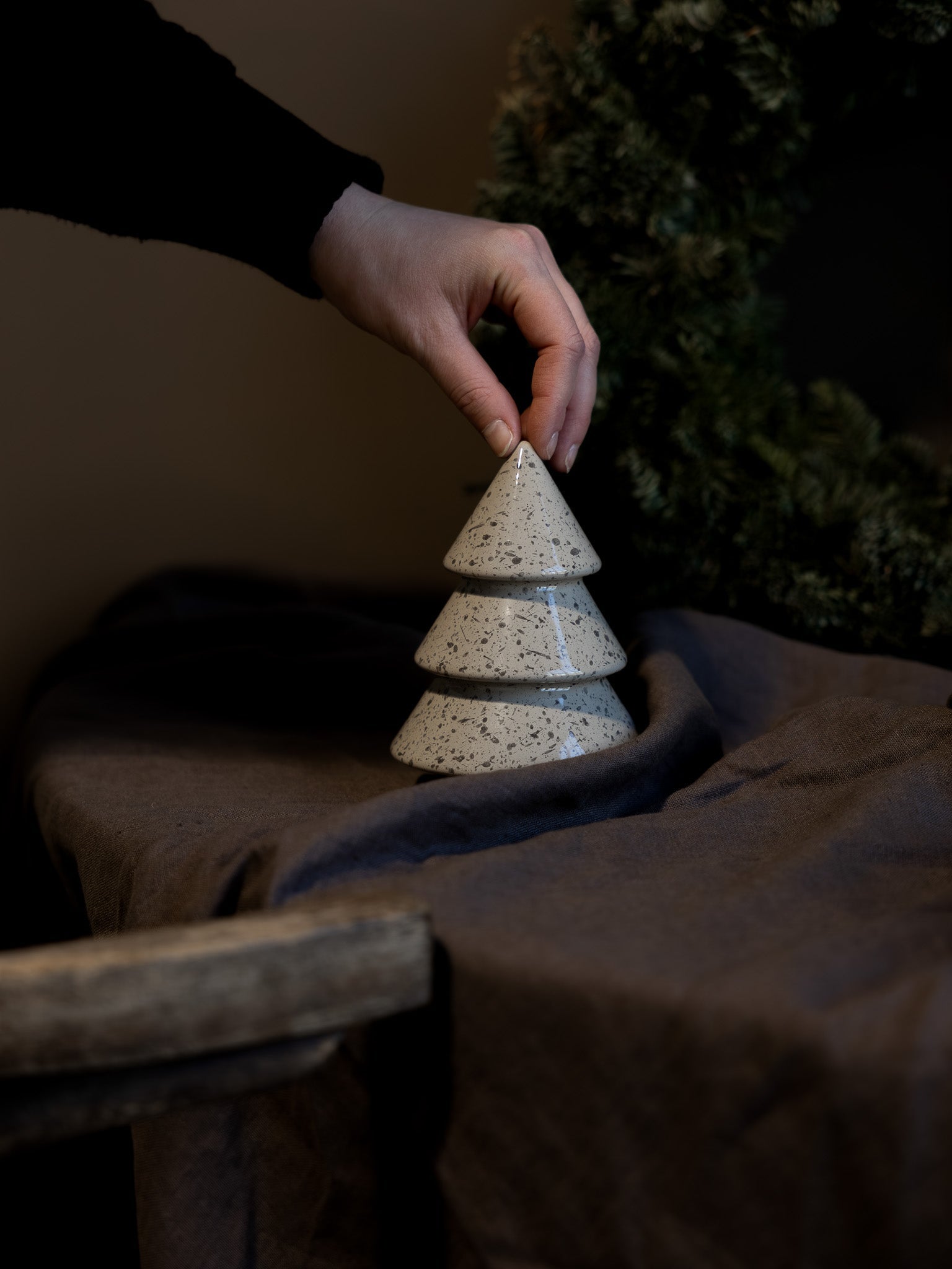 Storefactory Tannenbaum GRANSHULT natur glänzend | 10x14,5 cm - Sir Henrys