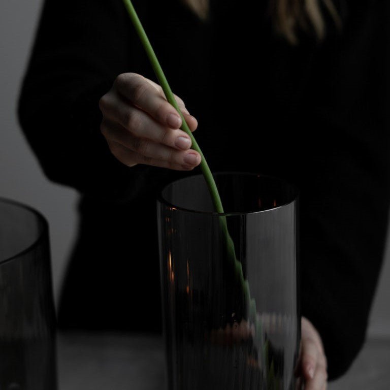 Storefactory Vase / Windlicht RAMSJÖ MEDIUM grau | Ø 12x35 cm - Sir Henrys