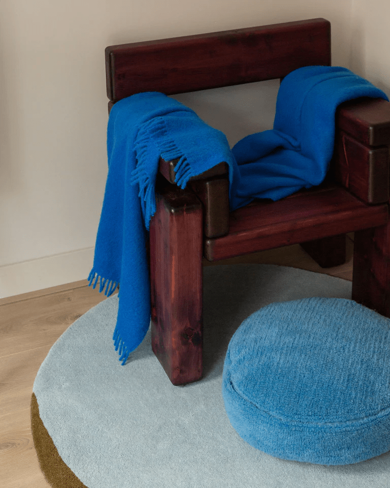 Suite702 Decke CLOUD Mohair royalblau | 130x180cm - Sir Henrys