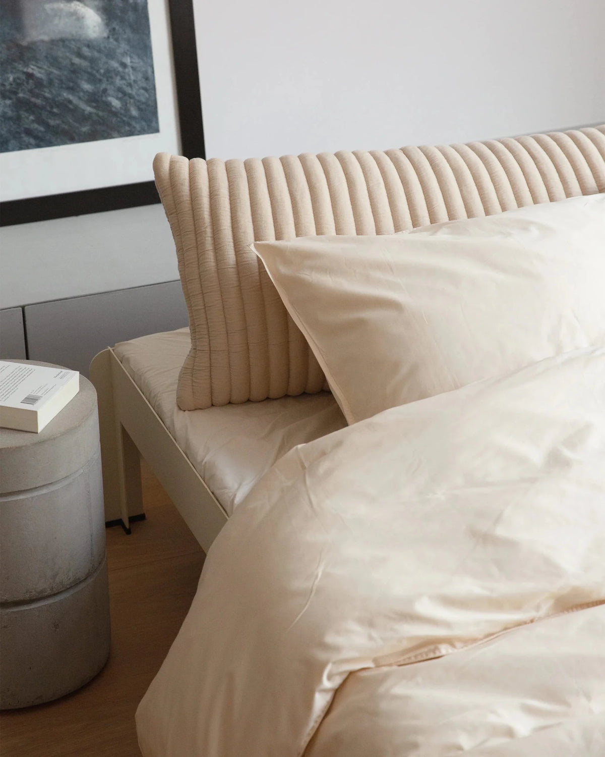 Suite702 KIssenhülle PUFFY PILLOW BEIGE | 50x180cm - Sir Henrys