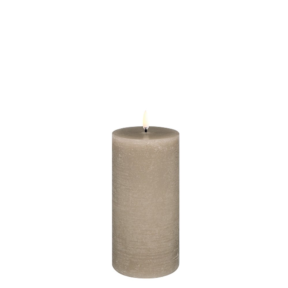 Uyuni Lighting LED Stumpenkerze SANDSTONE taupe Ø8x15cm - Sir Henrys