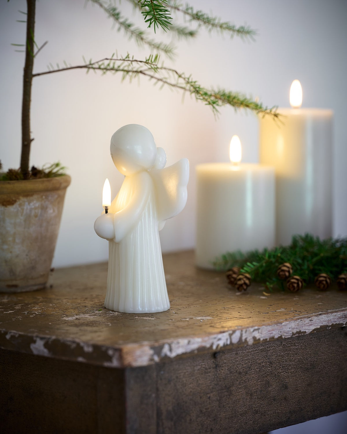 UYUNI Lighting LED Kerze ANGEL oyster grey | Ø 11x15,5 cm