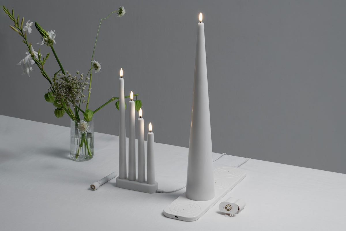 UYUNI Lighting Ladestation LED STABKERZE für 4 Stück weiß | 13x4 cm