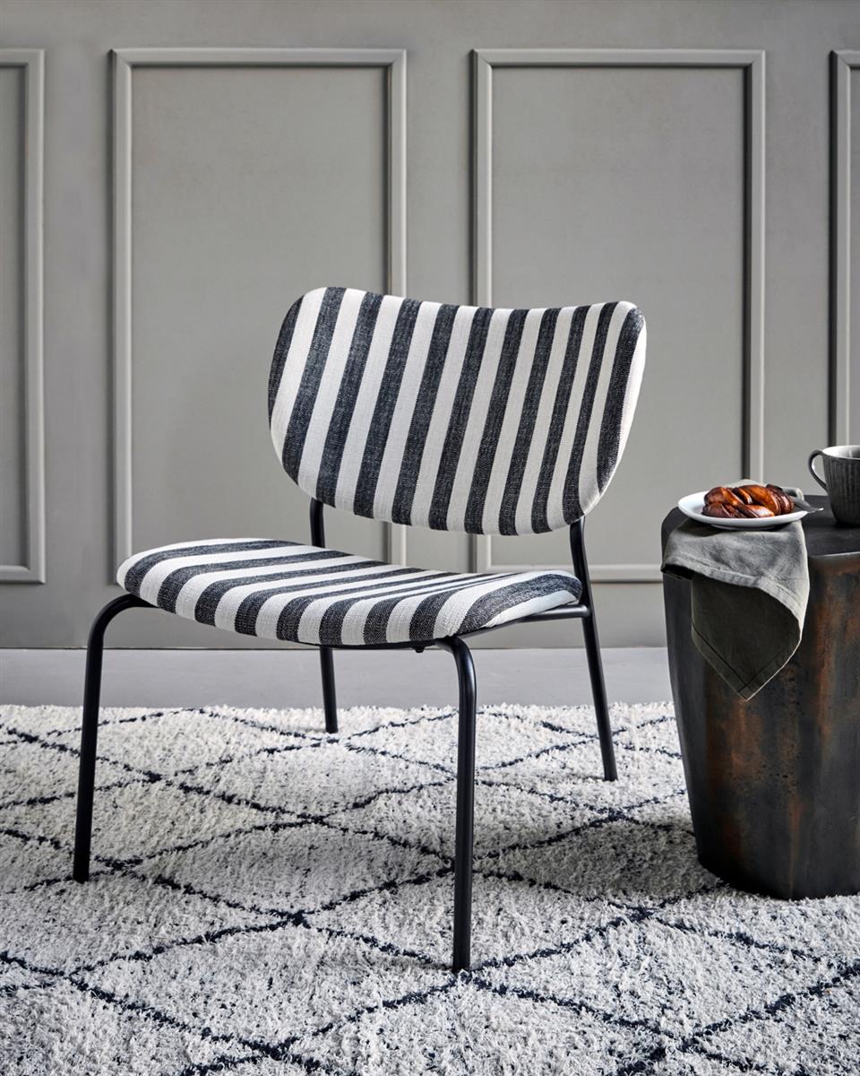 House Doctor Lounge-Stuhl LONGA schwarz, weiß