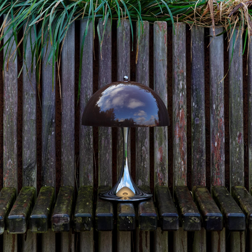 Louis Poulsen Tischleuchte PANTHELLA 250 CHROME OPAL BROWN portable | Ø25x34,6cm