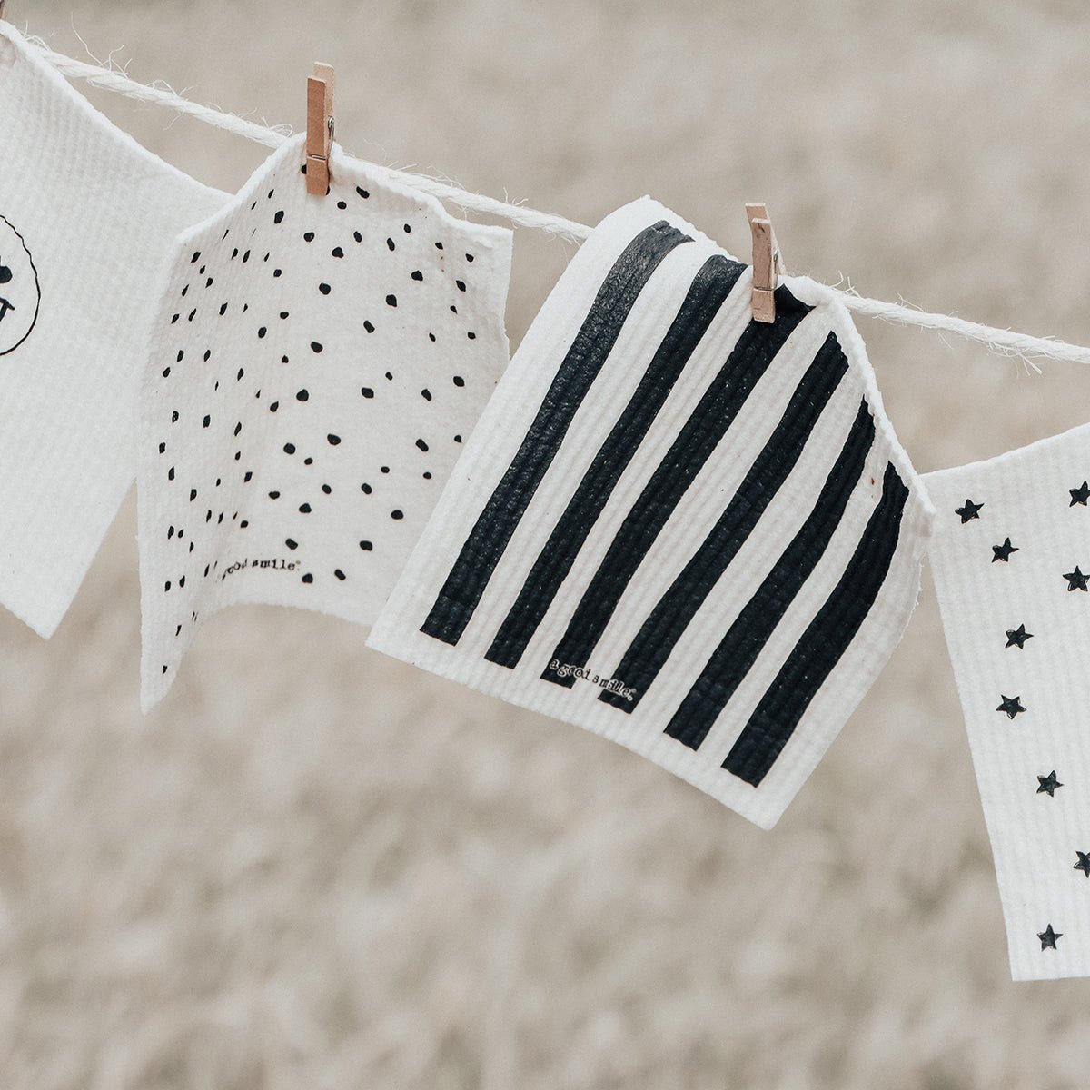 a good smile Schwammtuch DOTS & STRIPES 2er Set - Sir Henrys