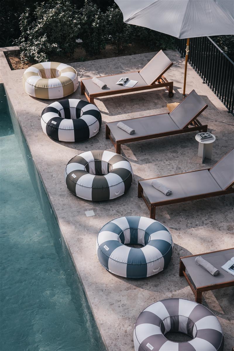 AERAS Studios Signature Pool Ring | Ø120x40cm - Sir Henrys
