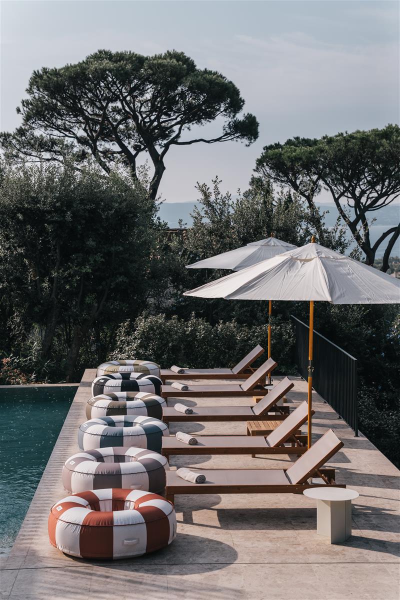 AERAS Studios Signature Pool Ring | Ø120x40cm - Sir Henrys