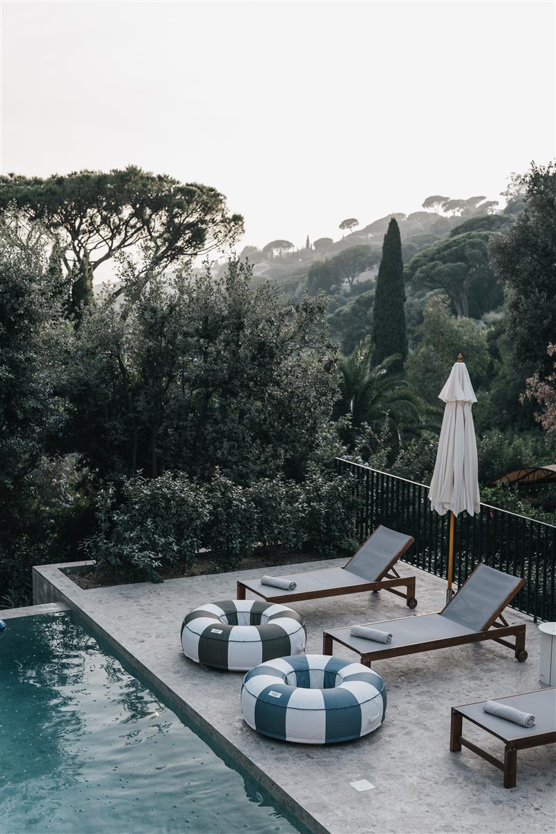 AERAS Studios Signature Pool Ring | Ø120x40cm - Sir Henrys
