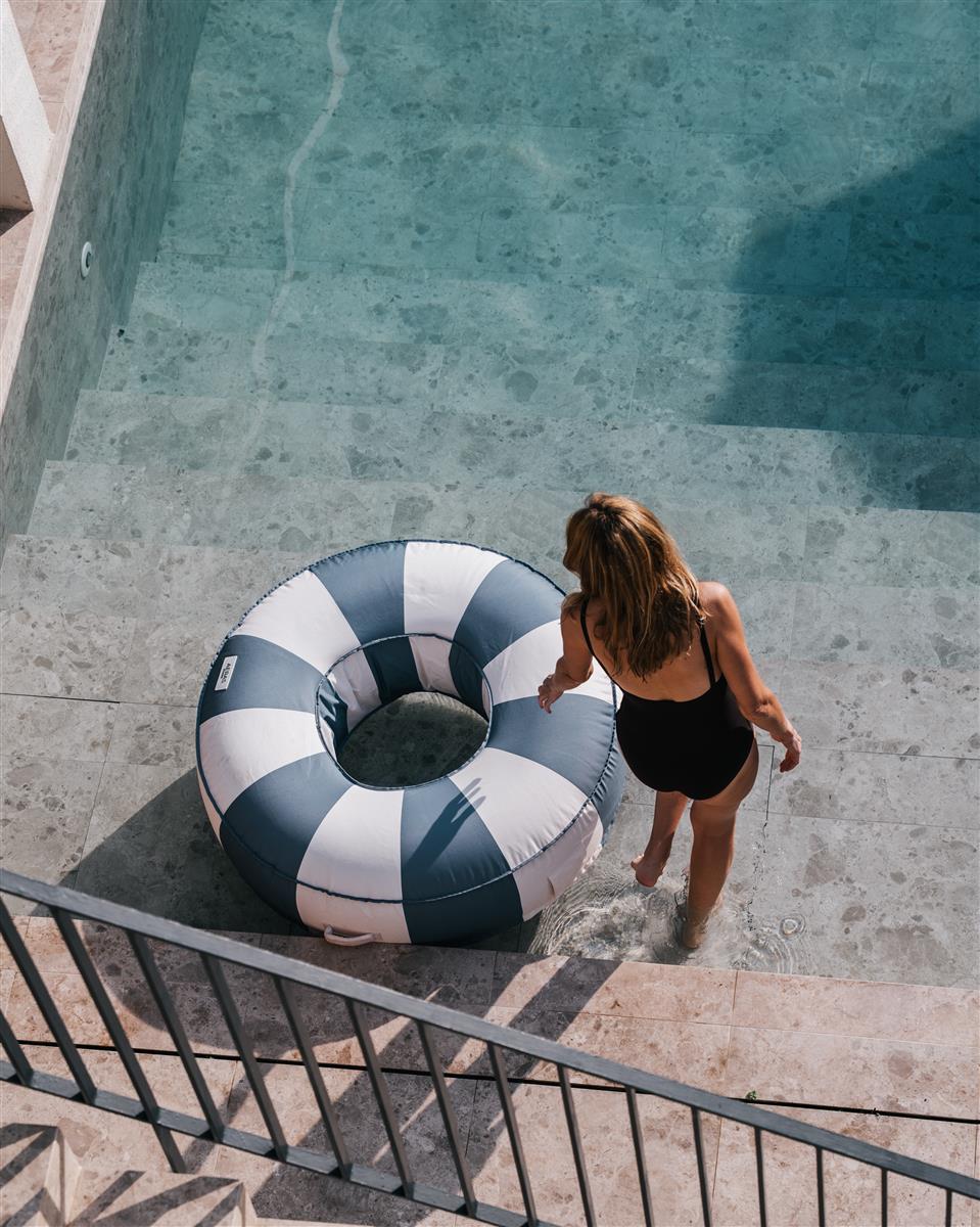 AERAS Studios Signature Pool Ring | Ø120x40cm - Sir Henrys