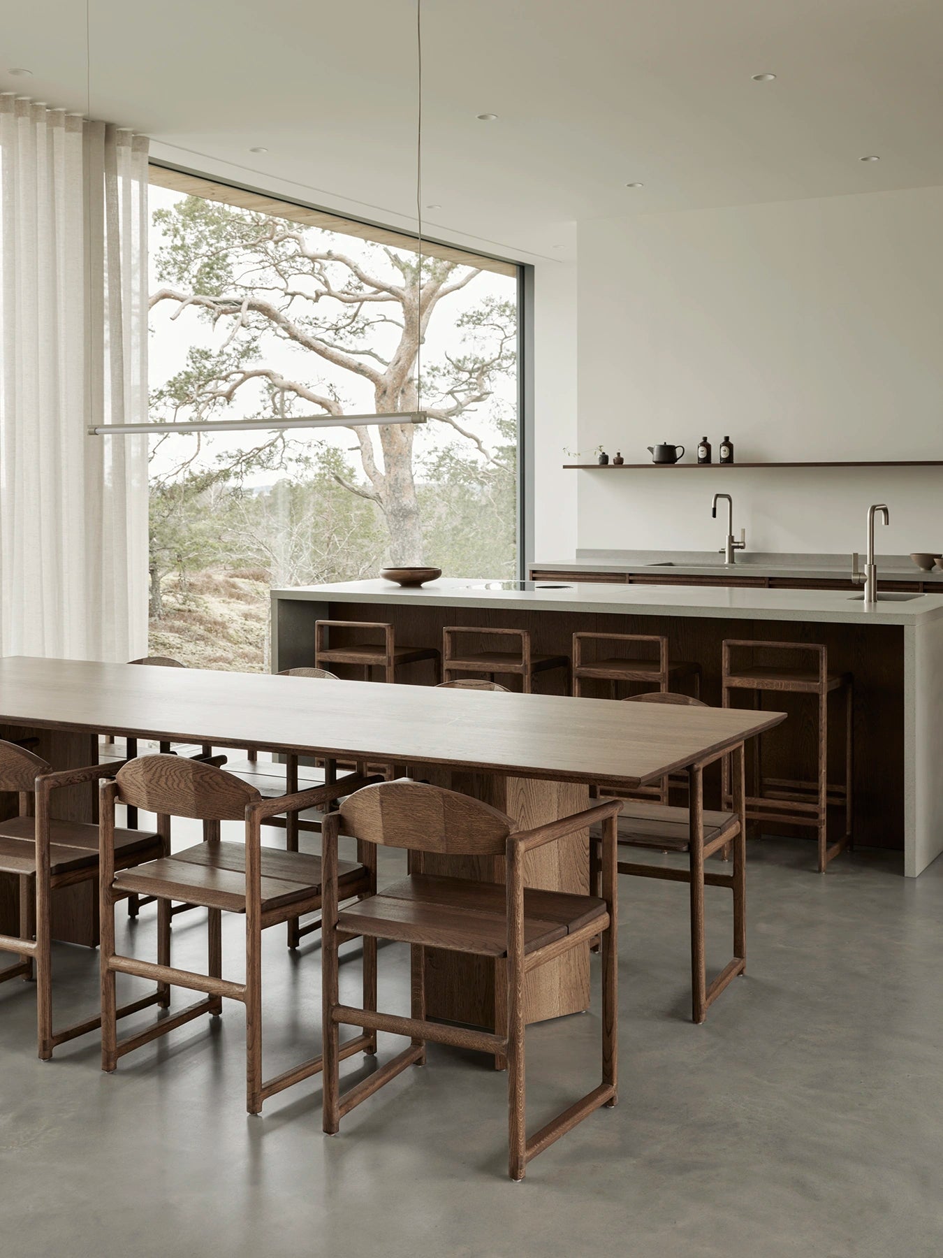 by Crea® Esstisch ANN Dunkle Eiche Massivholz