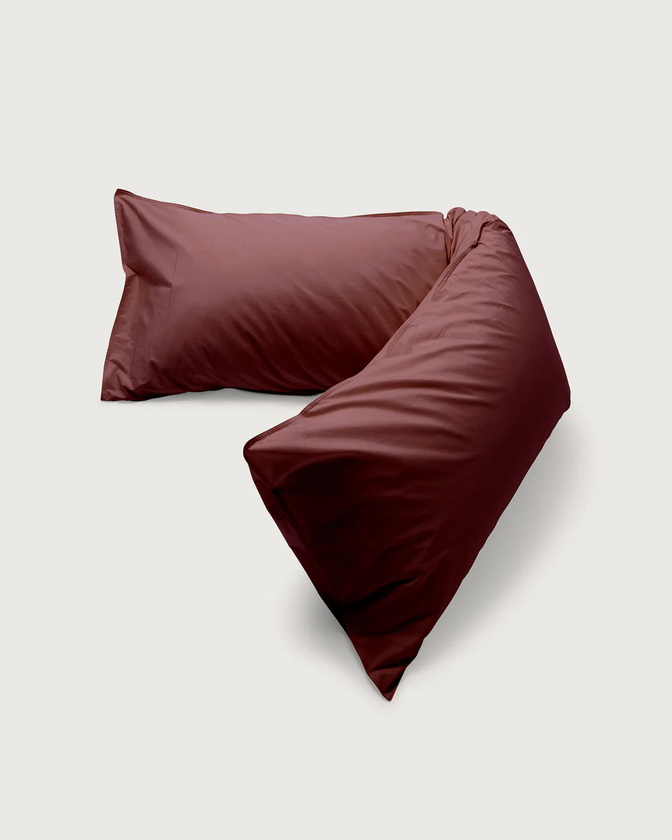 Suite702 Kissenbezug BEDMATE 180 BRIQUE RED rot | 50x180cm