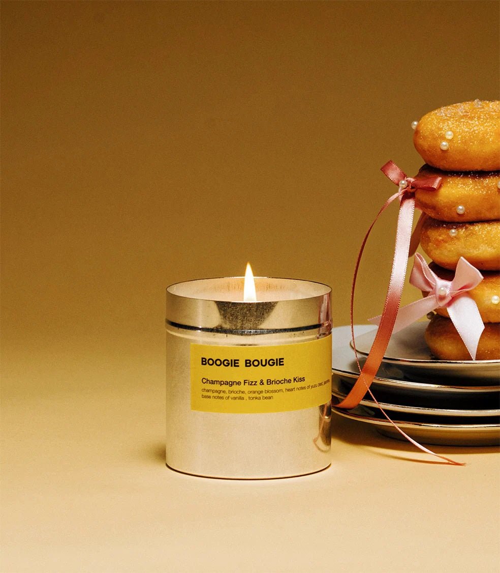 Boogie Bougie Duftkerze CHAMPAGNE FIZZ & BRIOCHE KISS | Ø7,5x8cm 250g - Sir Henrys