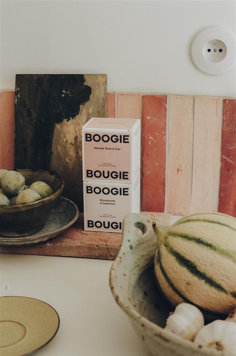 Boogie Bougie Duftkerze DAMASK ROSE & OUD | Ø7,5x8cm 250g - Sir Henrys