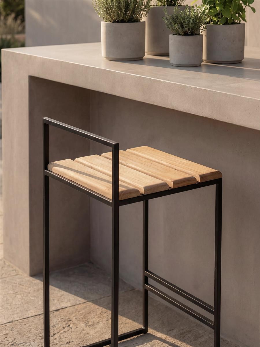 by Crea® Outdoor-Barhocker SAGA Schwarzes Gestell & Teak - Sir Henrys