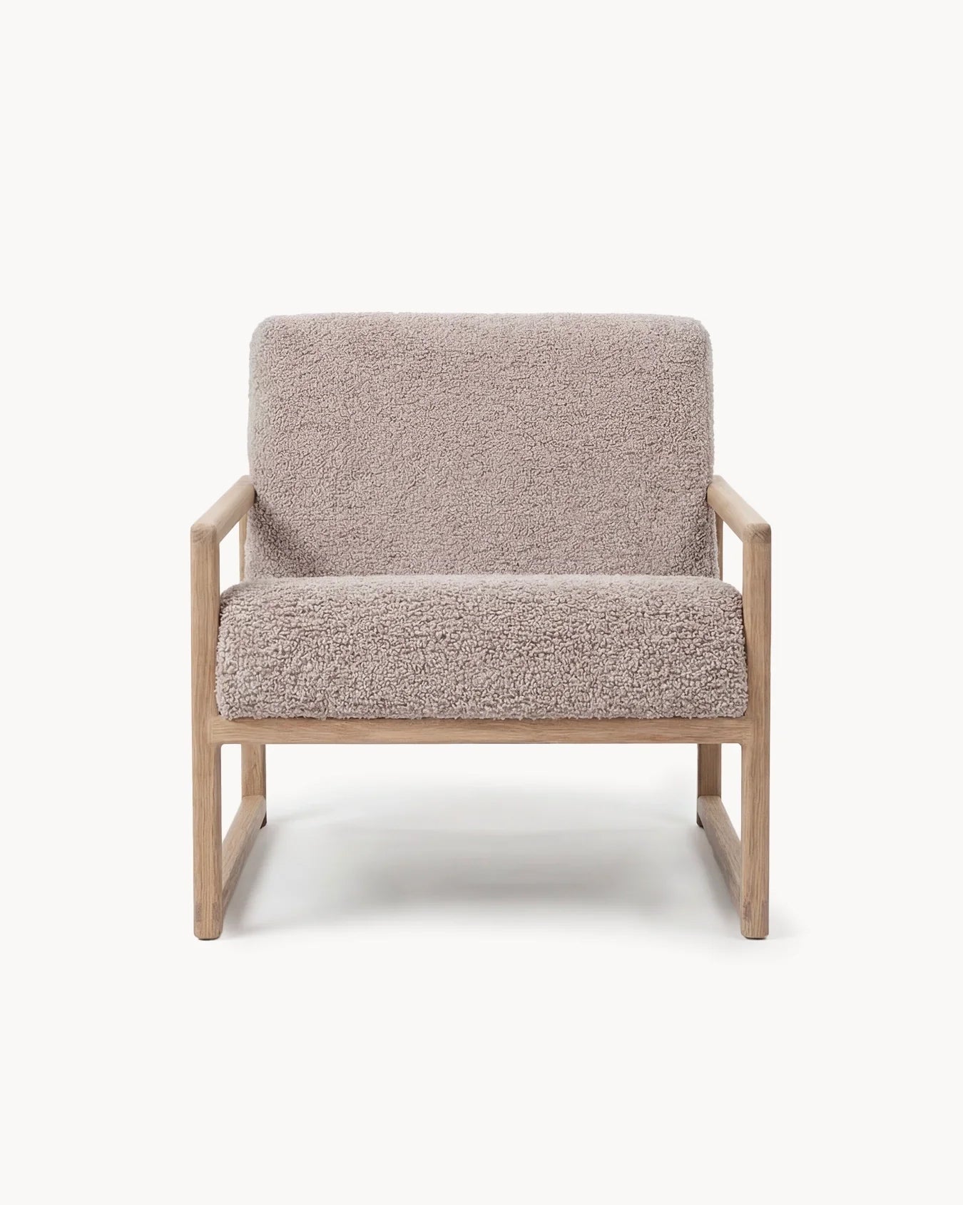 by Crea® Sessel EINAR Eichenrahmen Greige Bouclé-Kissen
