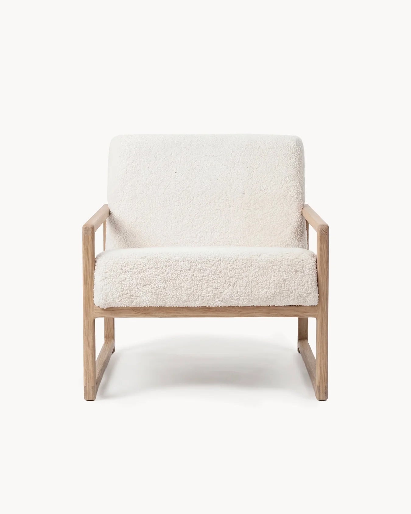 by Crea® Sessel EINAR Eichenrahmen Elfenbein Bouclé Kissen