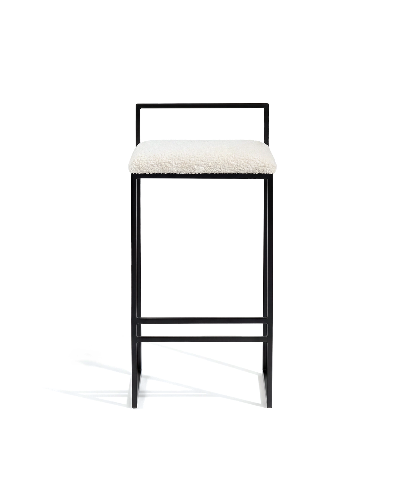 by Crea® Barhocker FREJA Schwarzer Rahmen Elfenbein Bouclé Kissen