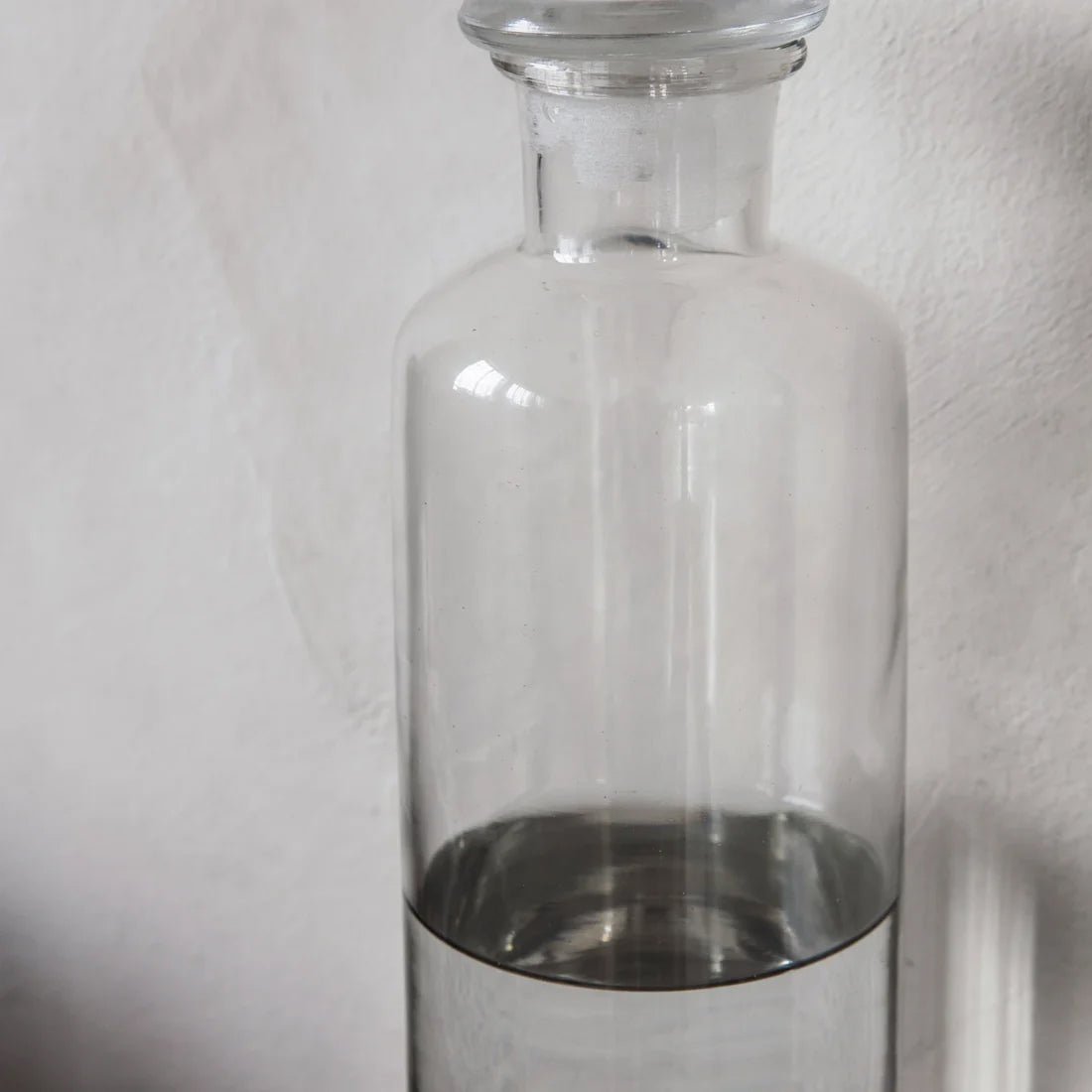 House Doctor Glasflasche FARMA mit Deckel | Ø9x32cm - Sir Henrys