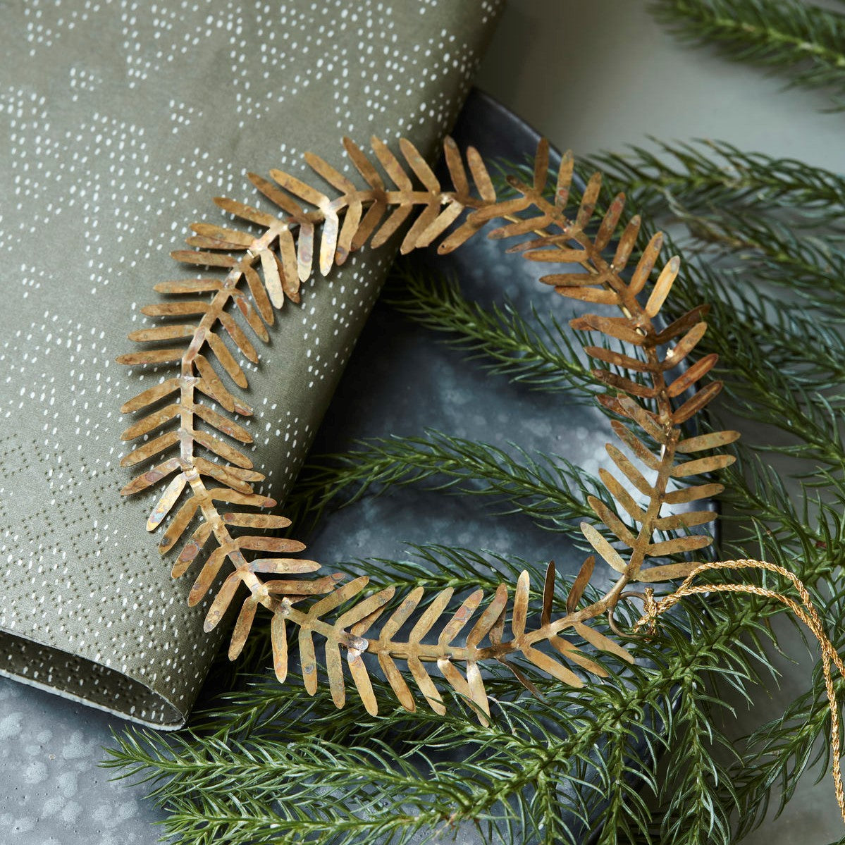 House Doctor Anhänger Ornament LAMET CIRCLE messing | Ø9cm