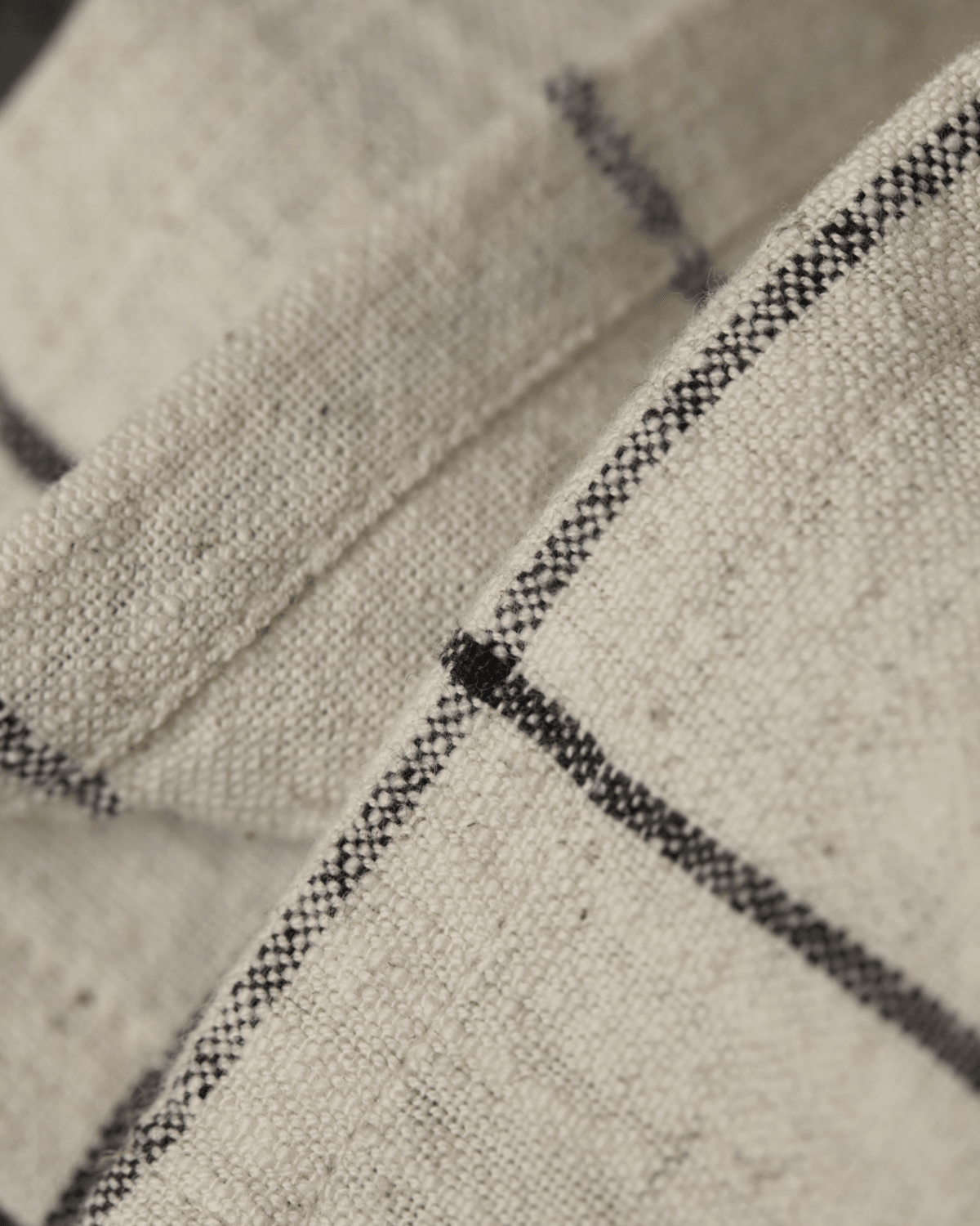 House Doctor Tischdecke JOIN schwarz, off - white - Sir Henrys