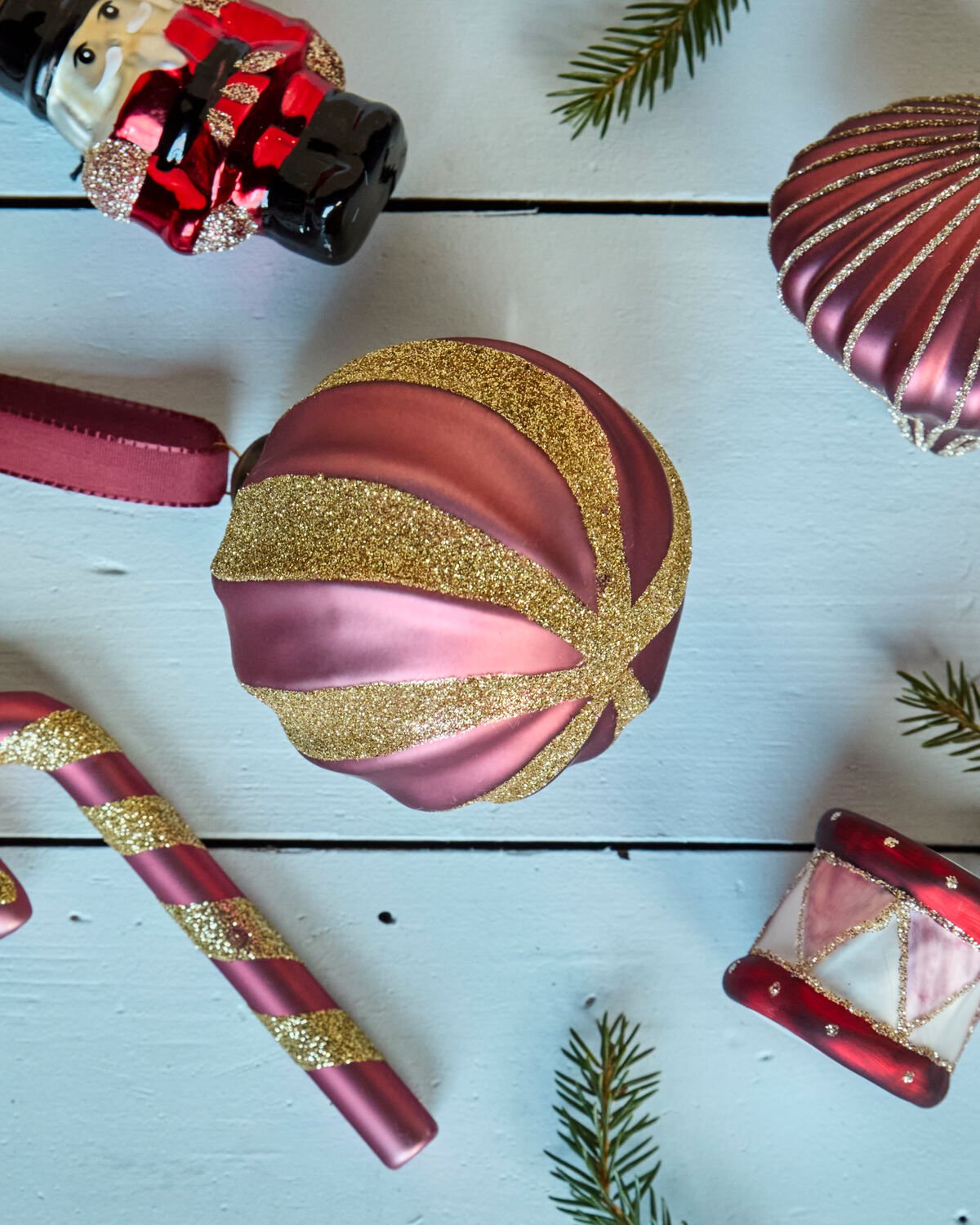 House Doctor Weihnachtskugel SWIRL rot 4er Set | Ø8cm - Sir Henrys