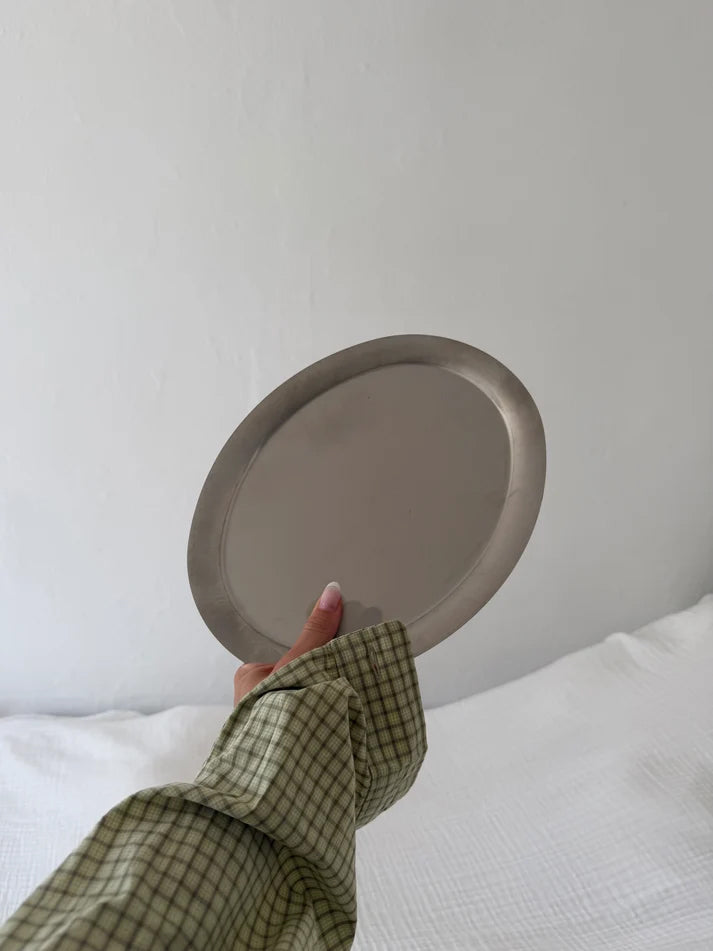 NOON STORIES ovales Edelstahl-Tablett OVAL TRAY | 28x22cm