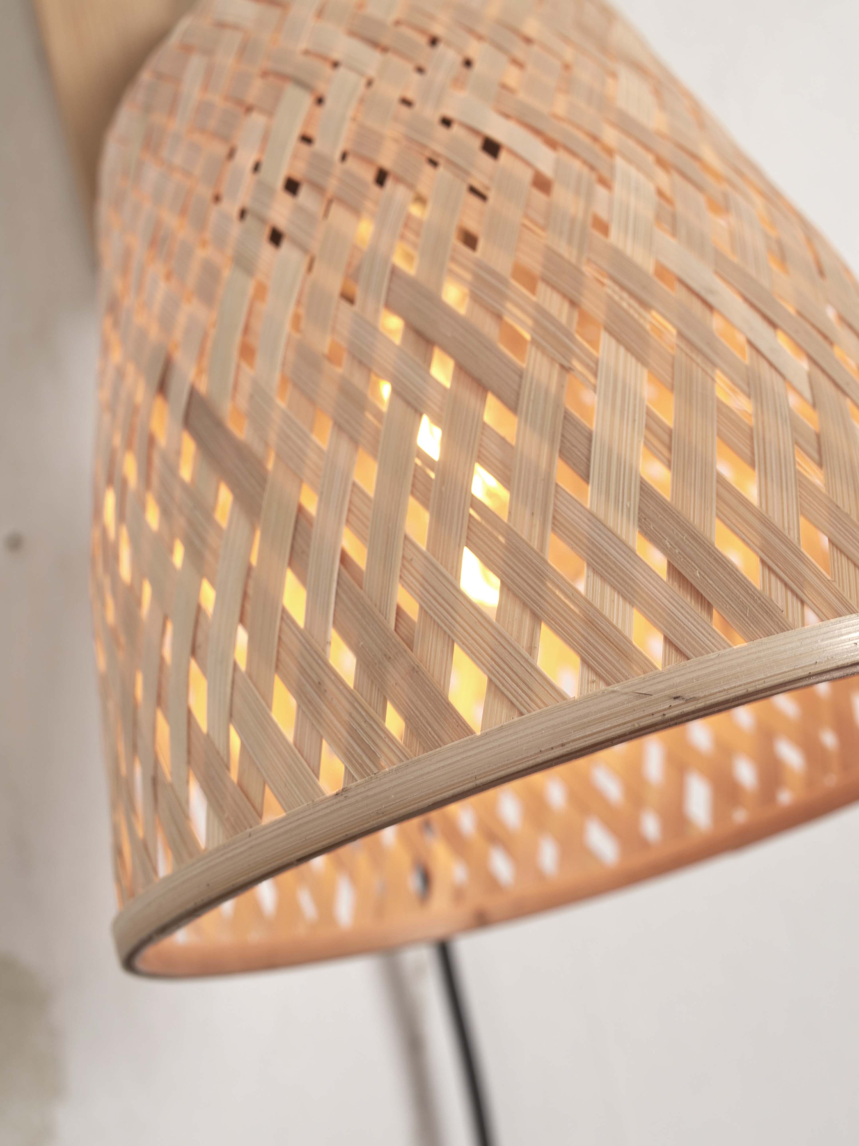 Good&Mojo Wandleuchte JAVA braun | 15x15x22cm