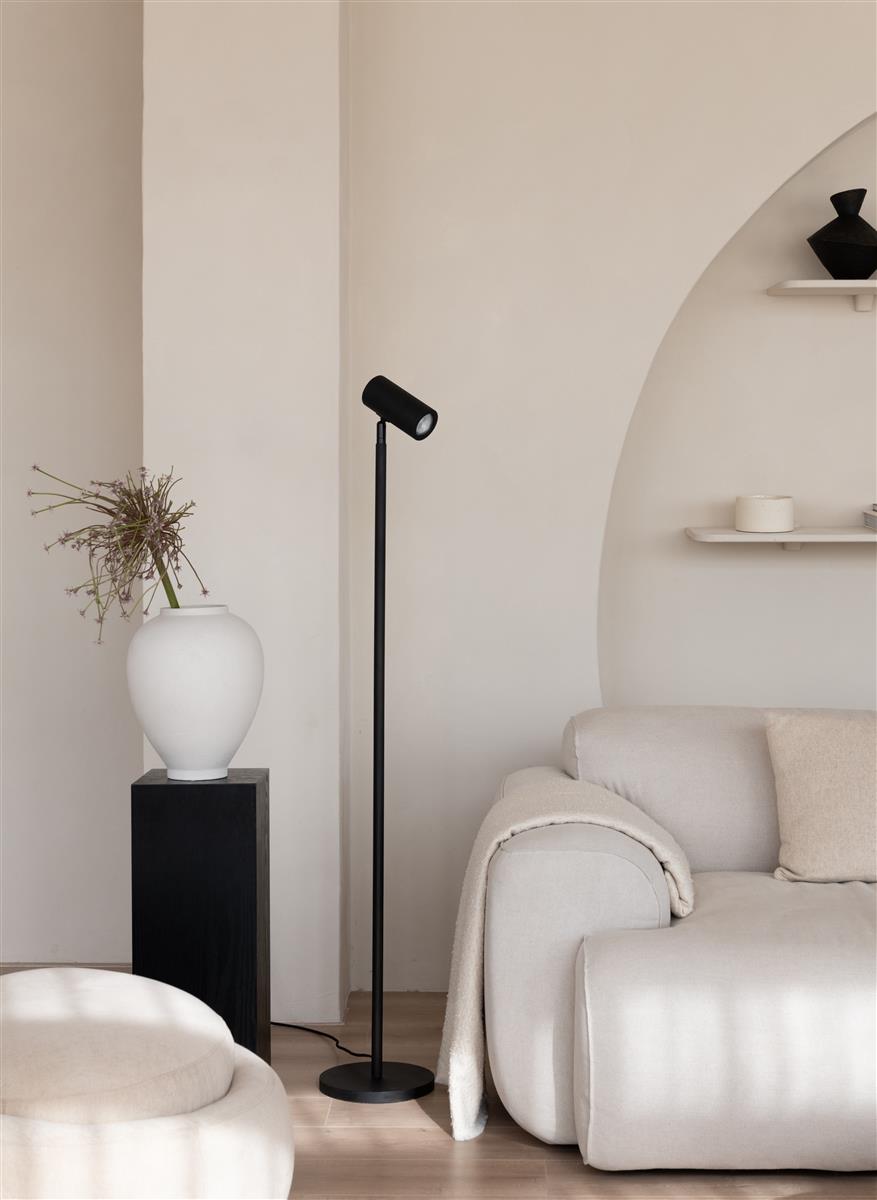 Good&Mojo Stehlampe JAVA schwarz | 141x23x141cm