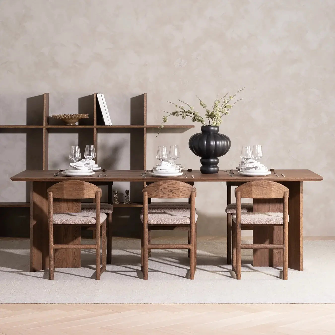 by Crea® Esszimmerstuhl KARIN Dunkle Eiche Bouclé Greige